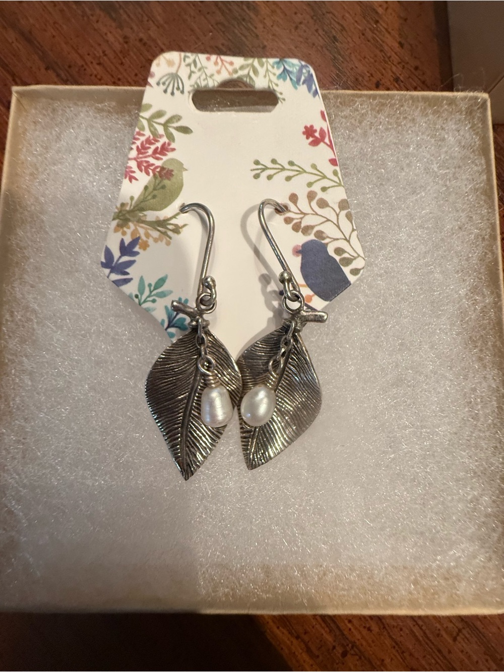Silpada Sterling Silver HTF Oxidized Leaf Pearl Dangle Earrings W1907